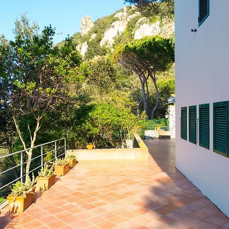 度假居 I Coralli 费拉约港