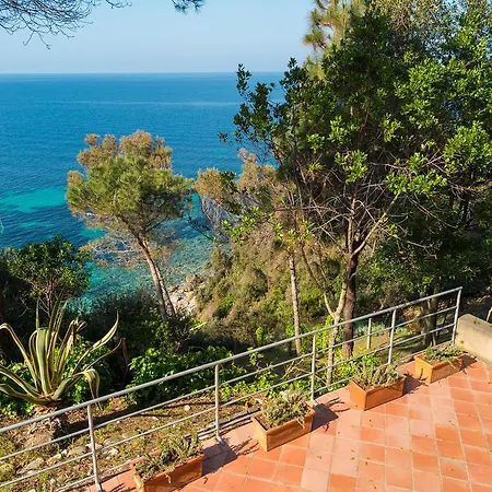 Holiday home Villa I Coralli Portoferraio